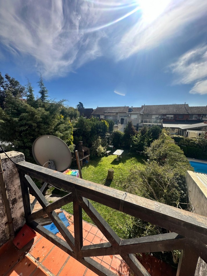 Casa en Venta de 4 Ambientes S/ lote 210 m2 en Barrio Cerrado Los Robles - Burzaco