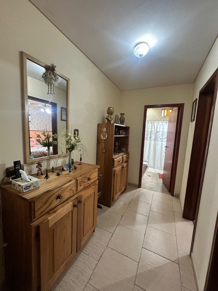 Venta en Block: Dos Casas en un Lote en Excelente Ubicacion - Apto Credito S/lote 8,66 x 17 m2 Aprox. - Diego Maradona 2424 - Lanus Oeste