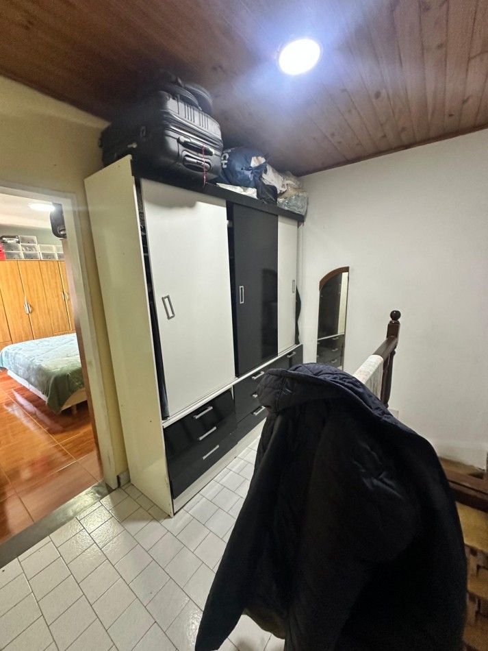 Venta en Block: Dos Casas en un Lote en Excelente Ubicacion - Apto Credito S/lote 8,66 x 17 m2 Aprox. - Diego Maradona 2424 - Lanus Oeste