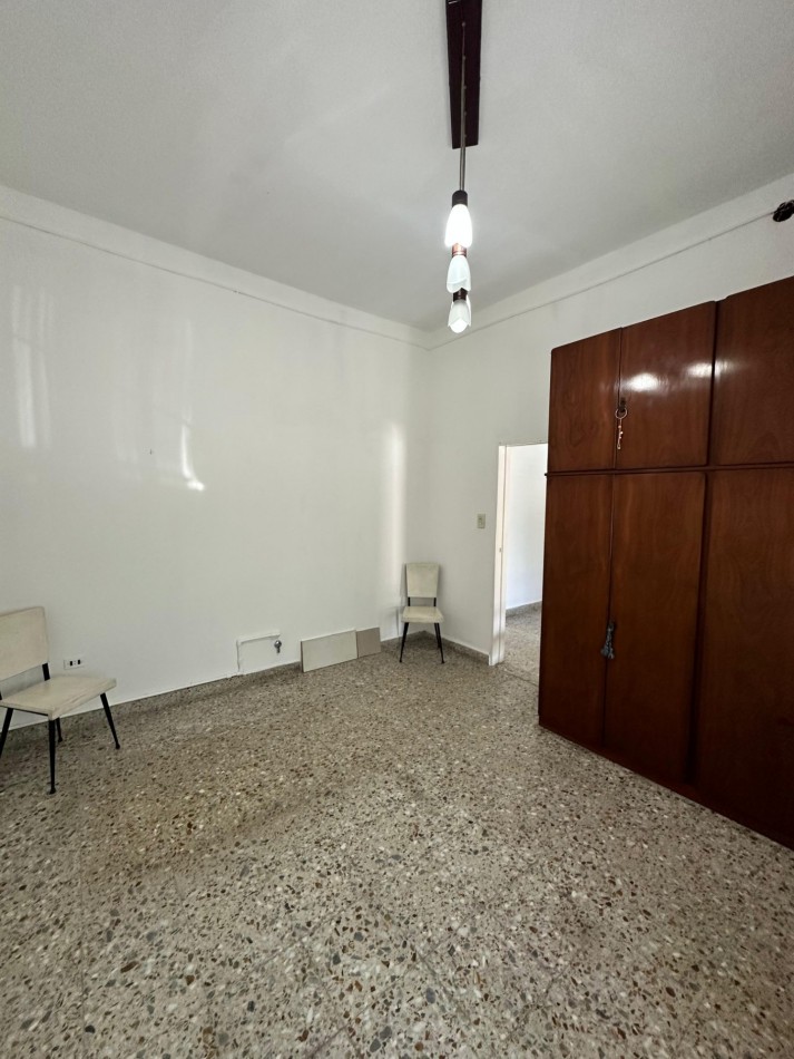 Alquiler 2 Ambientes al Frente con Patio y Sin Expensas - Jean Jaures al 1100