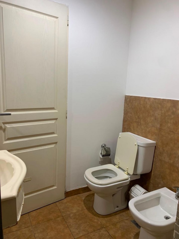 Alquiler Monoambiente en Planta Baja al frente con Patio (DISPONIBLE A PARTIR DE NOVIEMBRE 2026) - Coronel Segui 320 - Lanus Oeste