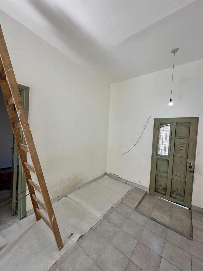 CASA 4 AMBIENTES C/ PATIO - EN ALQUILER - (Disponible para Noviembre 2026) -Gral. Pacheco y Almeyra - Remedios de Escalada