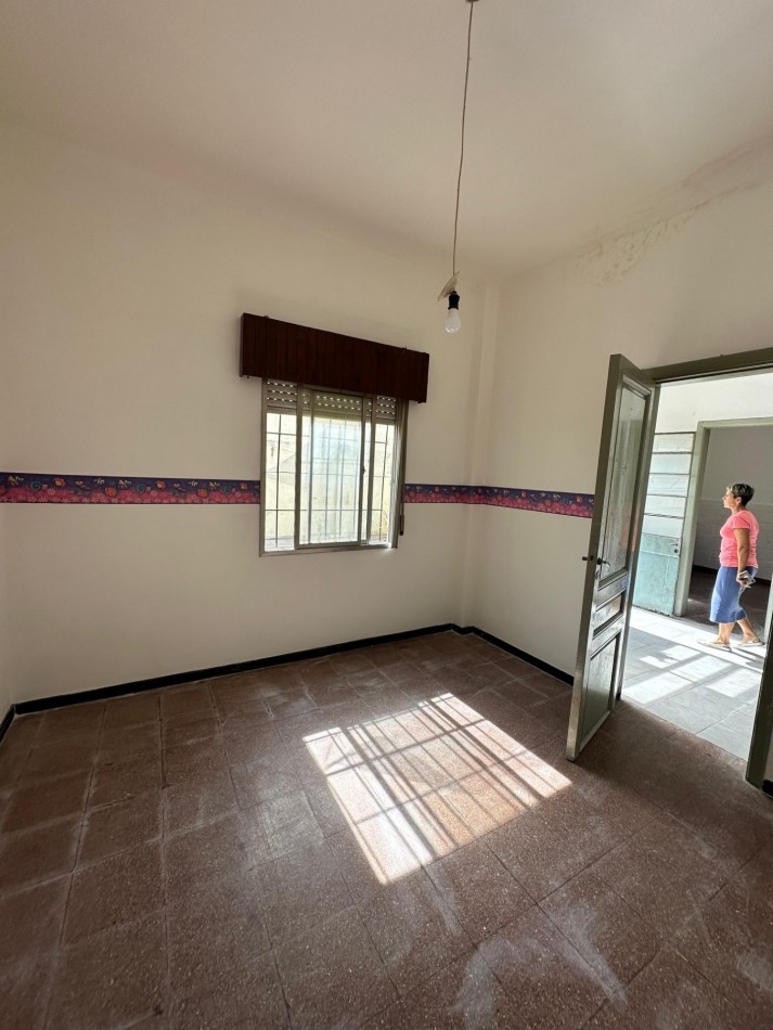 CASA 4 AMBIENTES C/ PATIO - EN ALQUILER - (Disponible para Noviembre 2026) -Gral. Pacheco y Almeyra - Remedios de Escalada