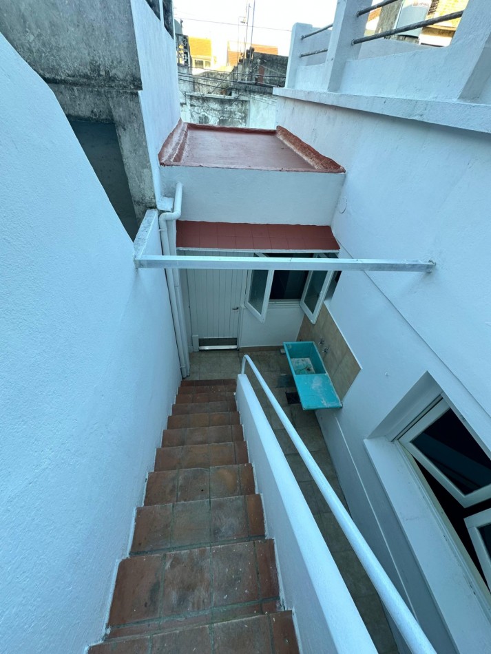 PH INTERNO 3 AMB. CON TERRAZA BUEN ESTADO - Ramon Cabrero 2560 - Remedios de Escalada
