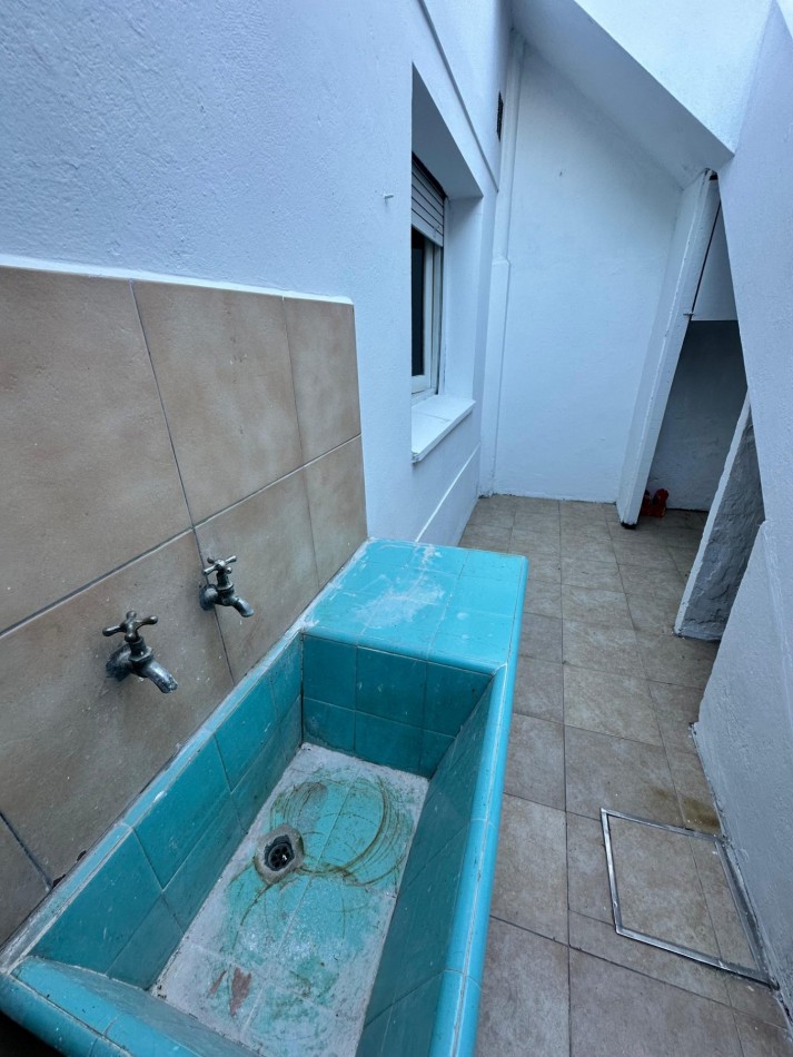 PH INTERNO 3 AMB. CON TERRAZA BUEN ESTADO - Ramon Cabrero 2560 - Remedios de Escalada