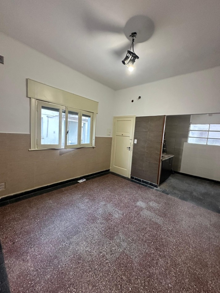 PH INTERNO 3 AMB. CON TERRAZA BUEN ESTADO - Ramon Cabrero 2560 - Remedios de Escalada