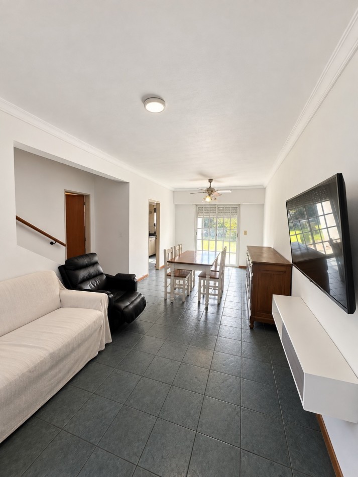 Casa en Venta de 4 Ambientes S/ lote 210 m2 en Barrio Cerrado Los Robles - Burzaco
