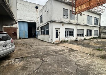 GALPON DE 1500 M2 CON OFICINAS Y PLAYA DE MANIOBRAS - EN ALQUILER O VENTA - Av. REMEDIOS DE ESCALADA y DARRAGUEIRA - VALENTIN ALSINA