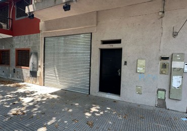 AMPLIO LOCAL DE 150 m2 APROX C/TRIFASICA - Av. EMILIO CASTRO 6200 - MATADEROS