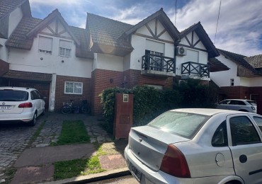 Casa en Venta de 4 Ambientes S/ lote 210 m2 en Barrio Cerrado Los Robles - Burzaco